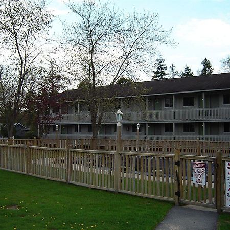 Lake George Suites Eksteriør bilde